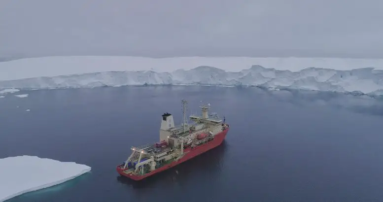 Thwaites Ice Shelf and Research Ship